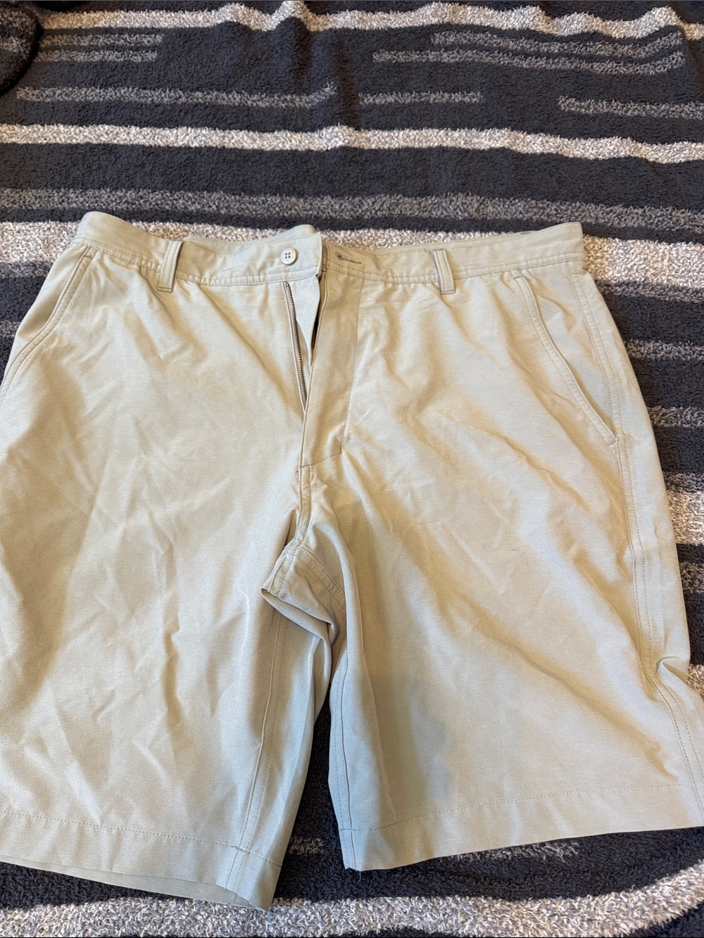 FootJoy Men's Athletic Shorts in Light Khaki